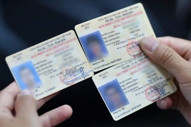 Hồ sơ xin cấp lại GPLX bị mất cần được chuẩn bị đầy đủ theo quy định